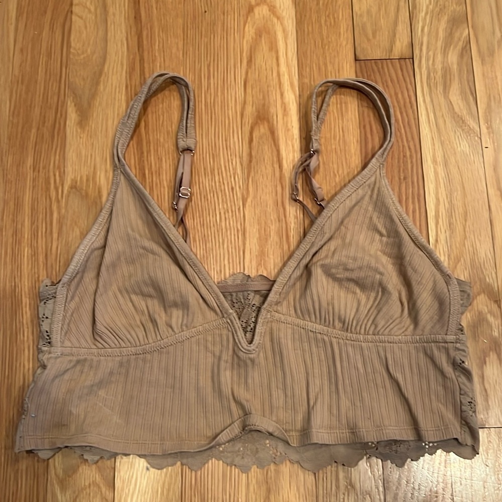 Aerie Tan Lace Trim Bra